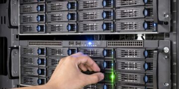 Enterprise Servers Adopt Futuristic Cooling Technologies