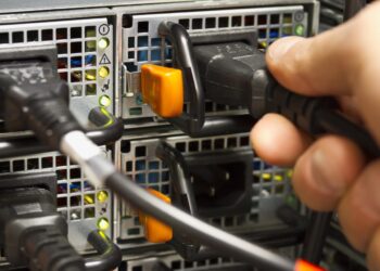 Home Servers Use Power Efficiency for Digital Infrastructure